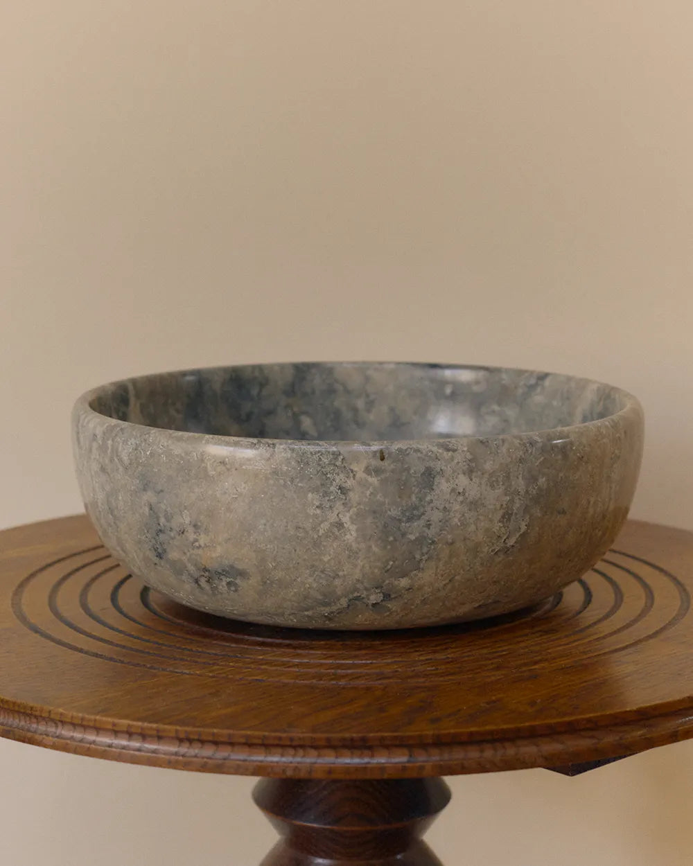 Large marble fruit bowl image 1