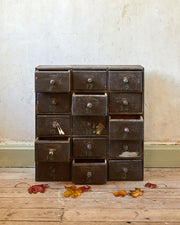 Chest of drawers image 0